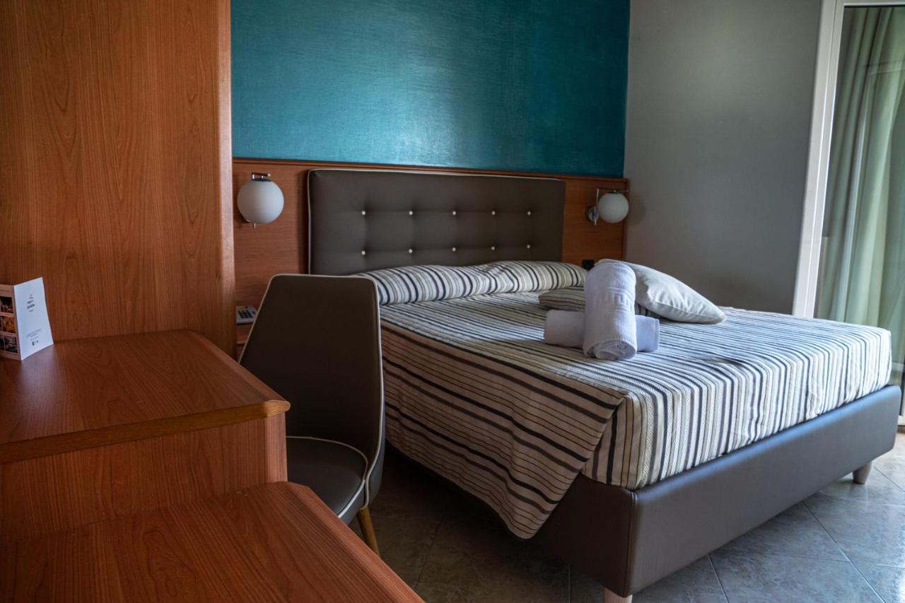 Hotel Paradiso Grottammare Ngoại thất bức ảnh